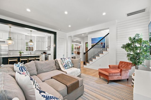 6064 Grand Council Street, Charleston, SC 29492