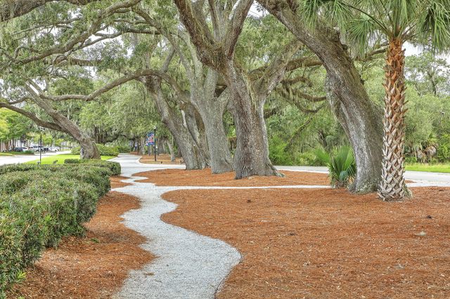 6064 Grand Council Street, Charleston, SC 29492