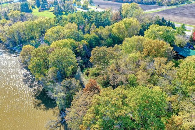 N8002 County Road A, Watertown, WI 53094