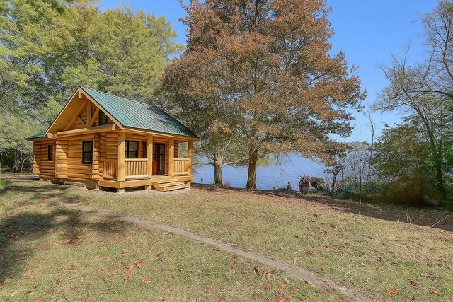 N8002 County Road A, Watertown, WI 53094