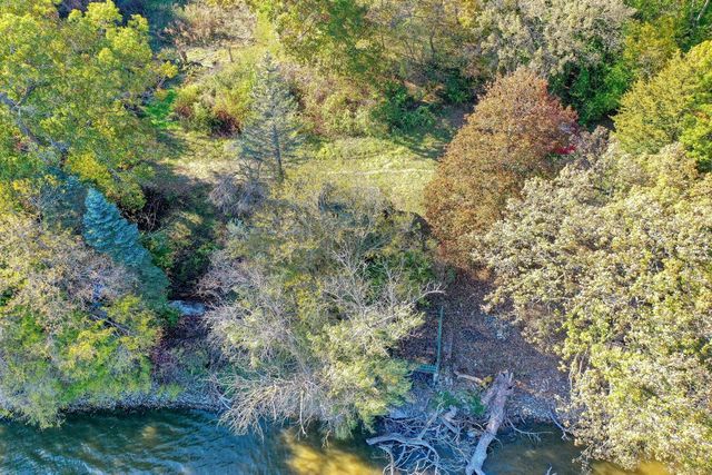 N8002 County Road A, Watertown, WI 53094