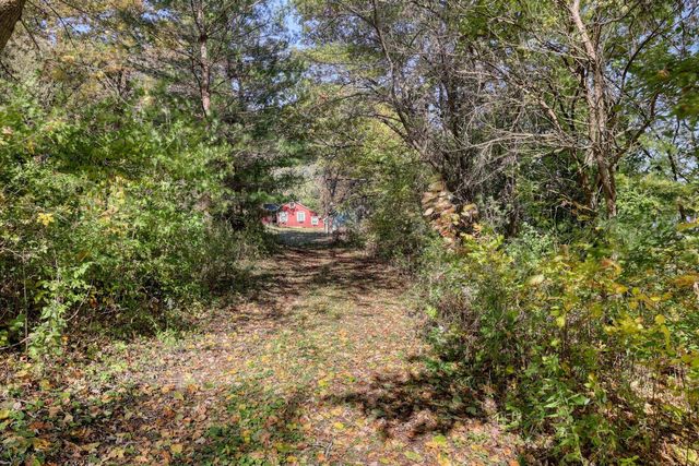 N8002 County Road A, Watertown, WI 53094