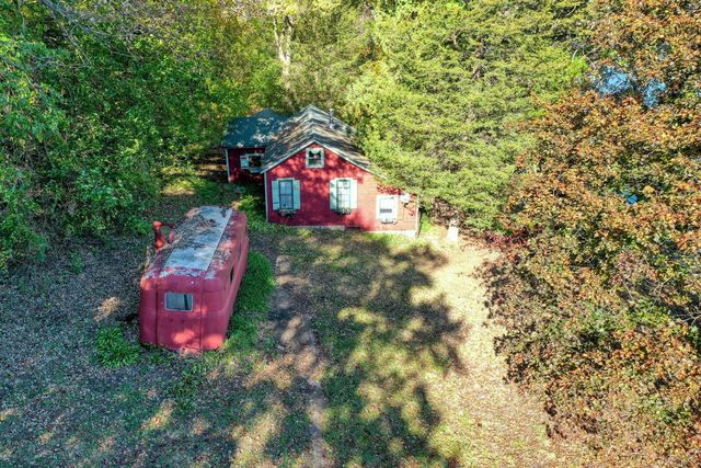 N8002 County Road A, Watertown, WI 53094