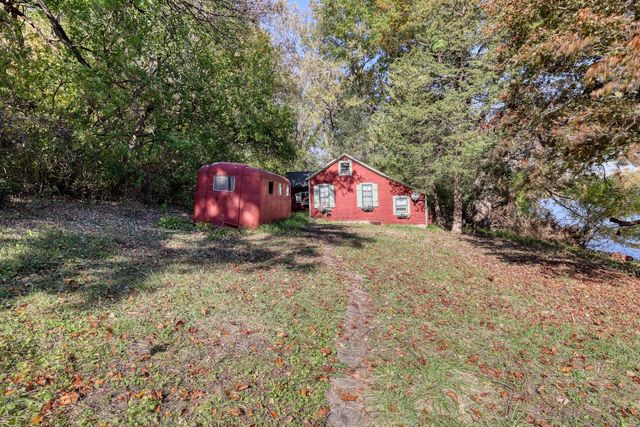 N8002 County Road A, Watertown, WI 53094