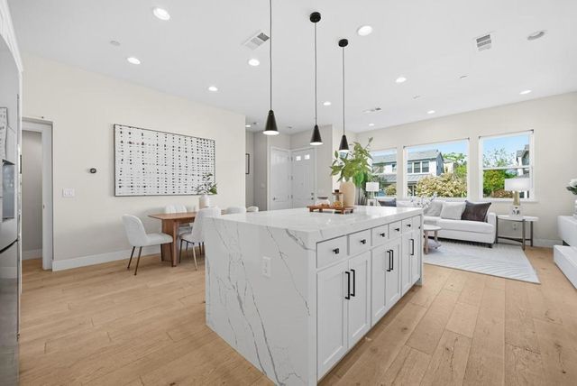 217 Athena Court, Mountain View, CA 94043