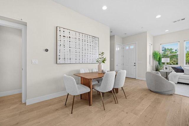 217 Athena Court, Mountain View, CA 94043