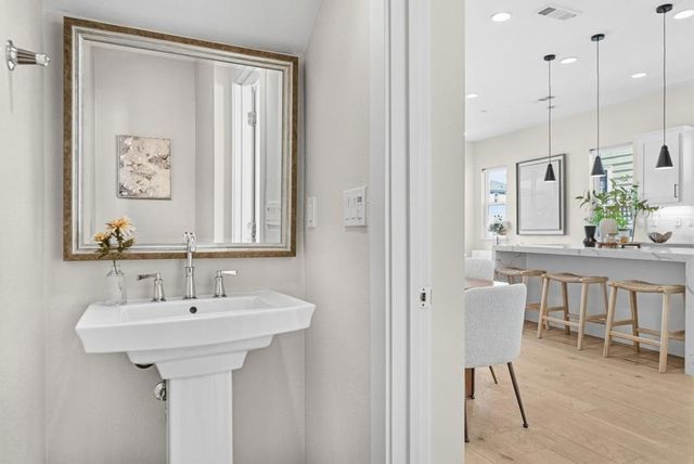 217 Athena Court, Mountain View, CA 94043