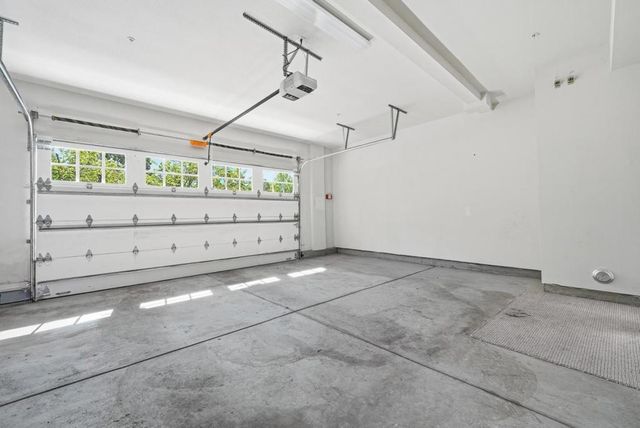 217 Athena Court, Mountain View, CA 94043