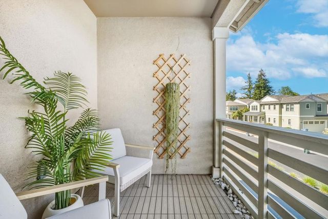 217 Athena Court, Mountain View, CA 94043