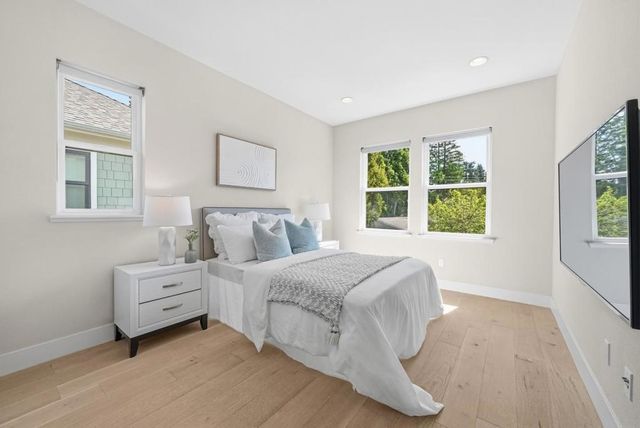 217 Athena Court, Mountain View, CA 94043