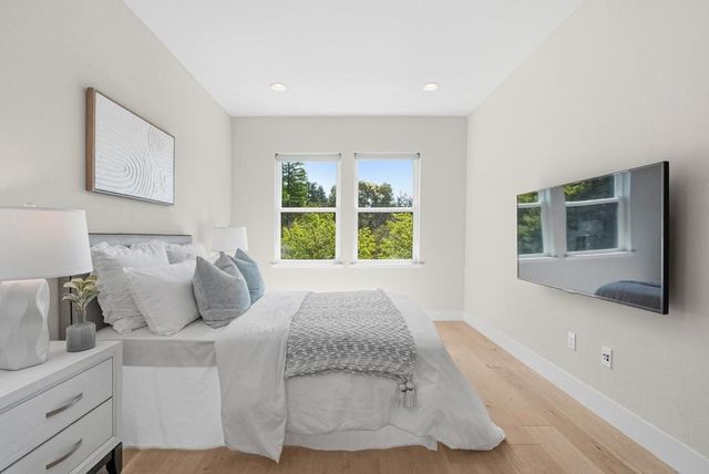 217 Athena Court, Mountain View, CA 94043