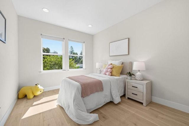 217 Athena Court, Mountain View, CA 94043