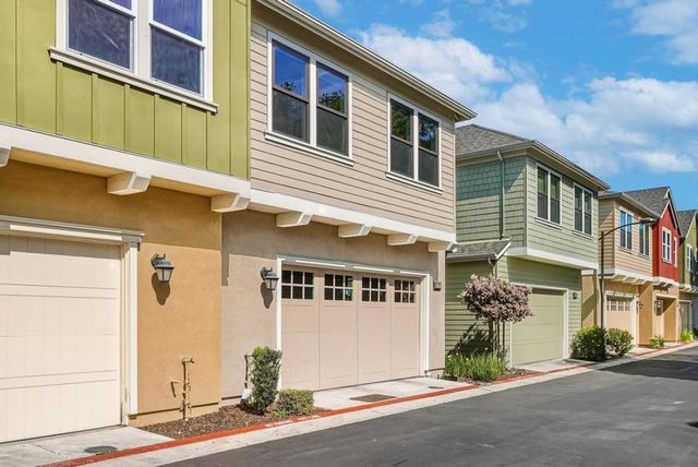 217 Athena Court, Mountain View, CA 94043