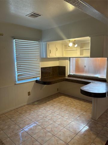 8450 Bigwood Street, Houston, TX 77078