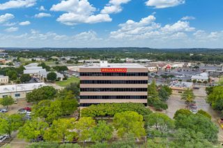 222 Sidney Baker, Kerrville, TX 78028