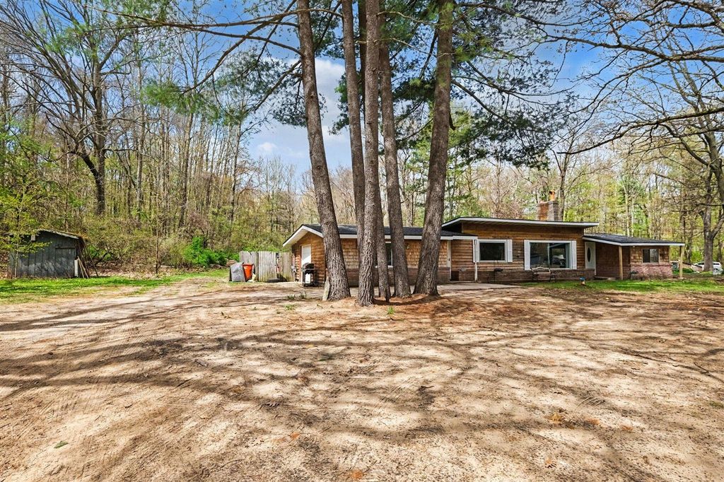12502 Mcmurty Drive, Sand Lake, MI 49343