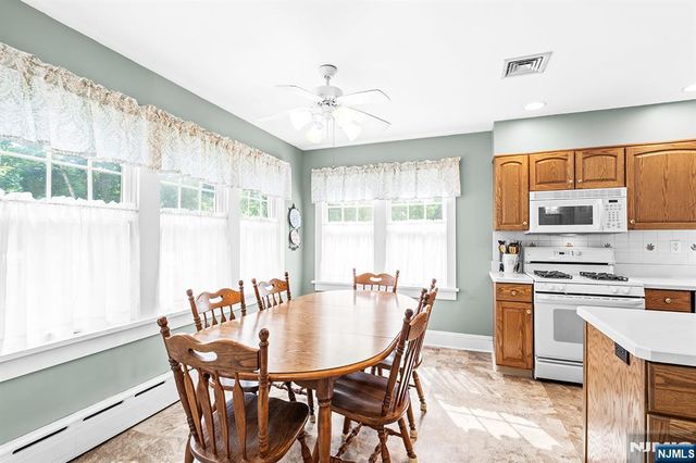 402 Enos Place, Ho-ho-kus, NJ 07423