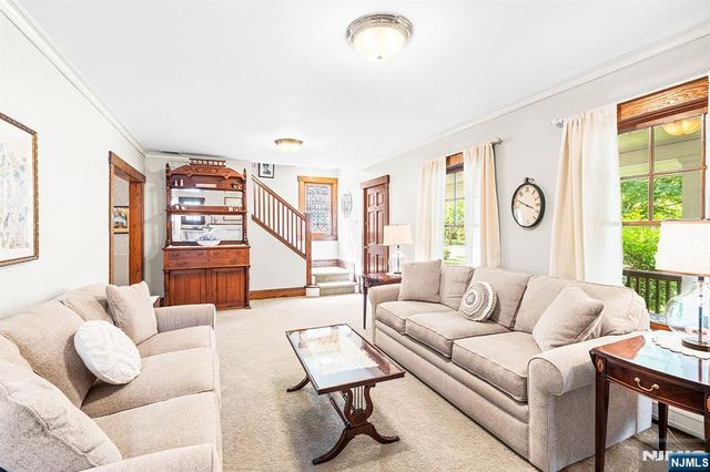 402 Enos Place, Ho-ho-kus, NJ 07423
