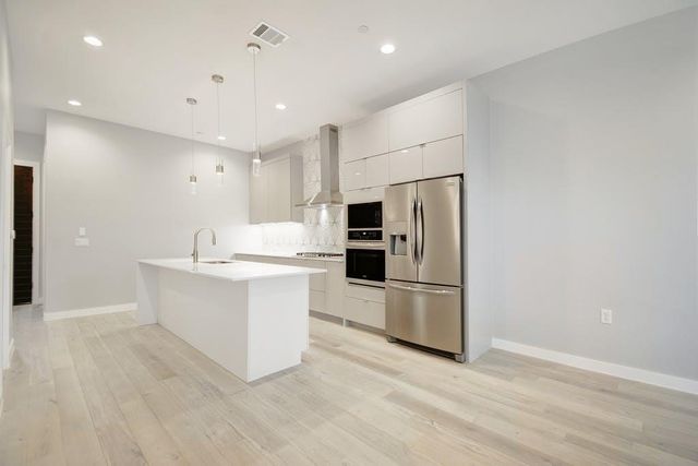 2108 Tillery ST 1104, Austin, TX 78723