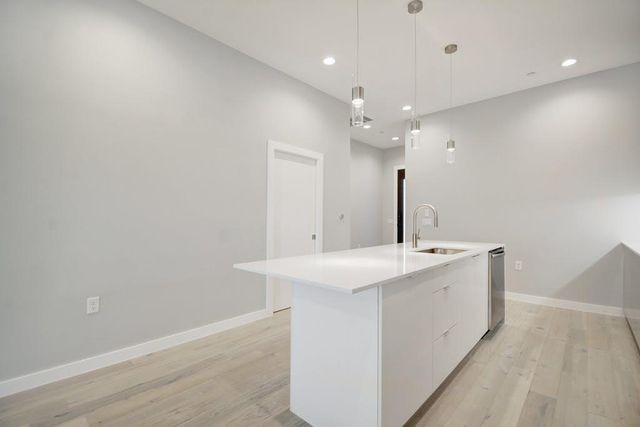 2108 Tillery ST 1104, Austin, TX 78723