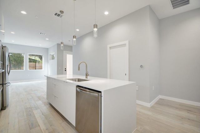 2108 Tillery ST 1104, Austin, TX 78723