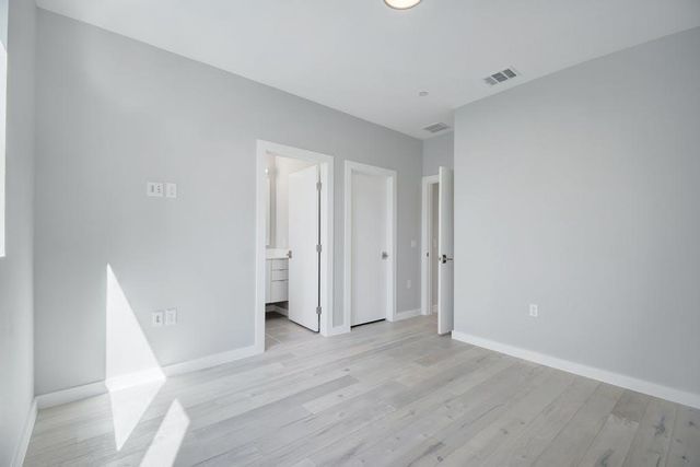 2108 Tillery ST 1104, Austin, TX 78723