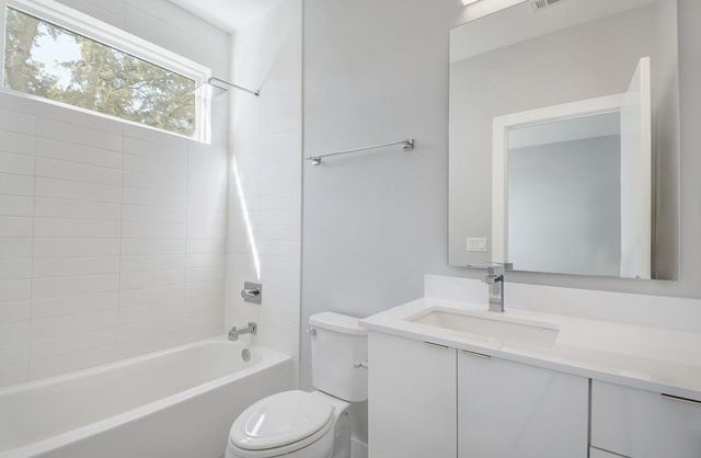 2108 Tillery ST 1104, Austin, TX 78723