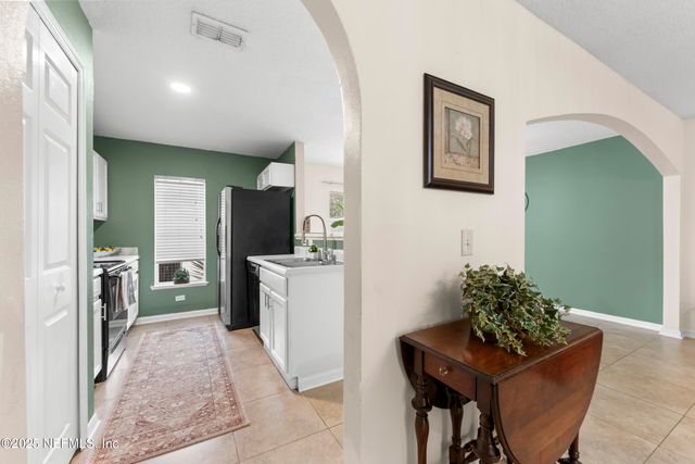 7096 ST IVES Court, Jacksonville, FL 32244