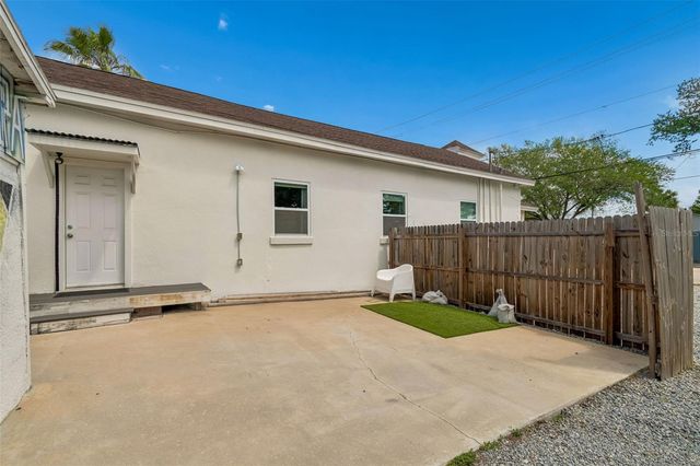 1814 N FREMONT AVENUE, Tampa, FL 33607