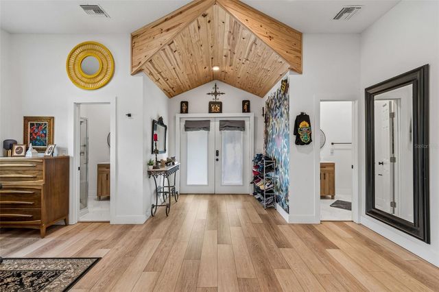 1814 N FREMONT AVENUE, Tampa, FL 33607