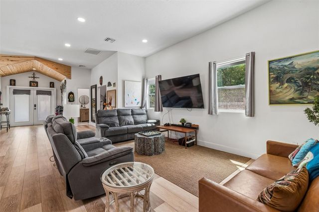 1814 N FREMONT AVENUE, Tampa, FL 33607