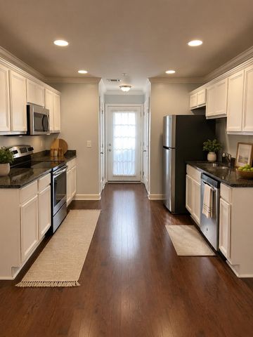 1040 Charlie Daniels Pkwy Apt 166, Mount Juliet, TN 37122