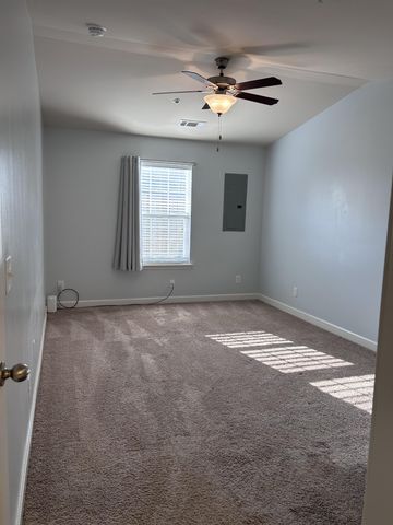 1040 Charlie Daniels Pkwy Apt 166, Mount Juliet, TN 37122