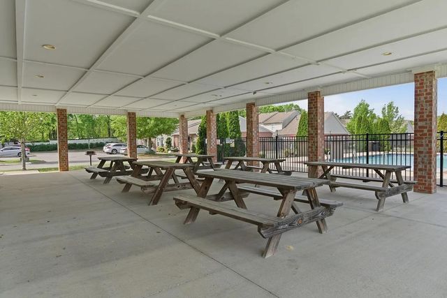 1040 Charlie Daniels Pkwy Apt 166, Mount Juliet, TN 37122