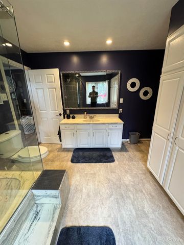 828 N Horseshoe Lake Drive, Gwinn, MI 49841