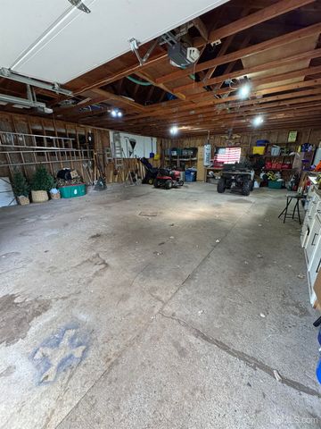 828 N Horseshoe Lake Drive, Gwinn, MI 49841