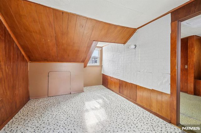 87 Union Street, Newark, NJ 07105