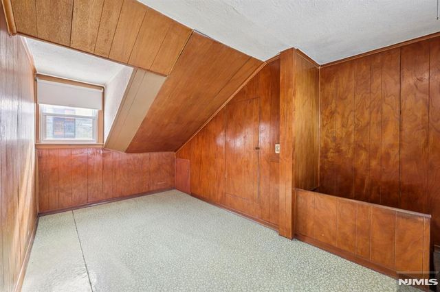 87 Union Street, Newark, NJ 07105