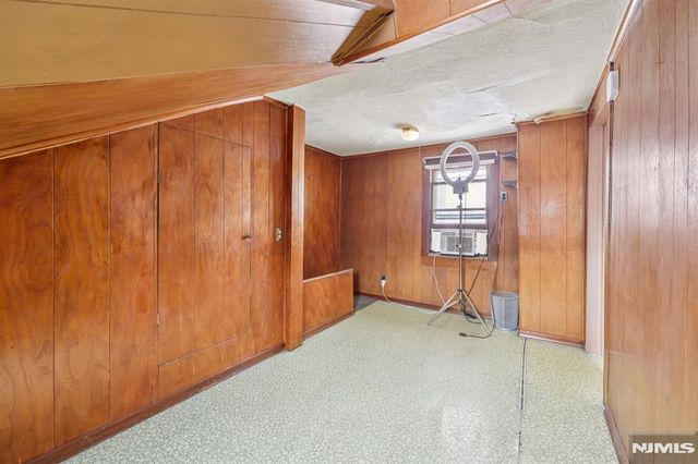 87 Union Street, Newark, NJ 07105