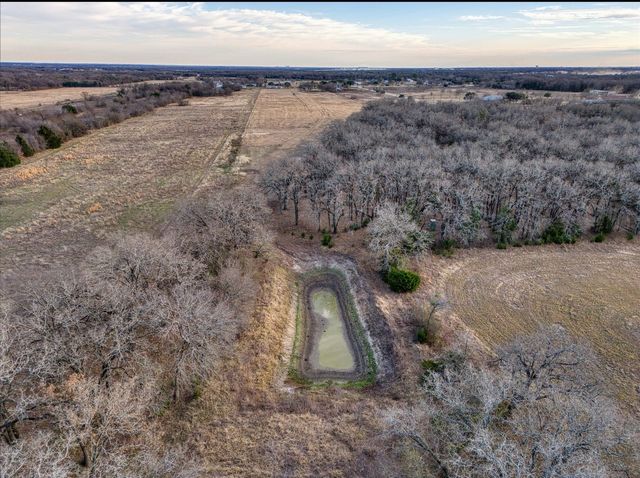 1127 Leroy Parkway, Elm Mott, TX 76640