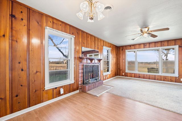 1127 Leroy Parkway, Elm Mott, TX 76640