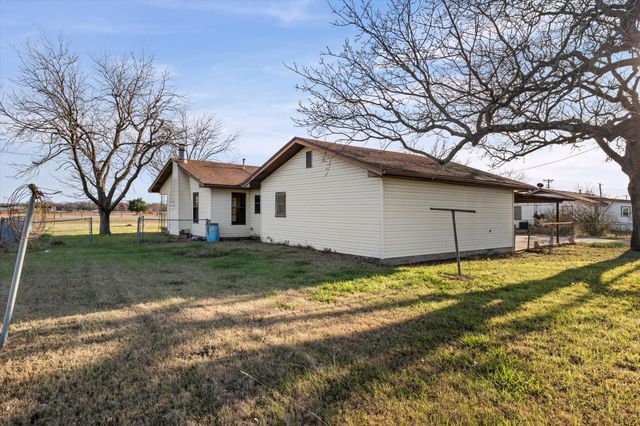 1127 Leroy Parkway, Elm Mott, TX 76640