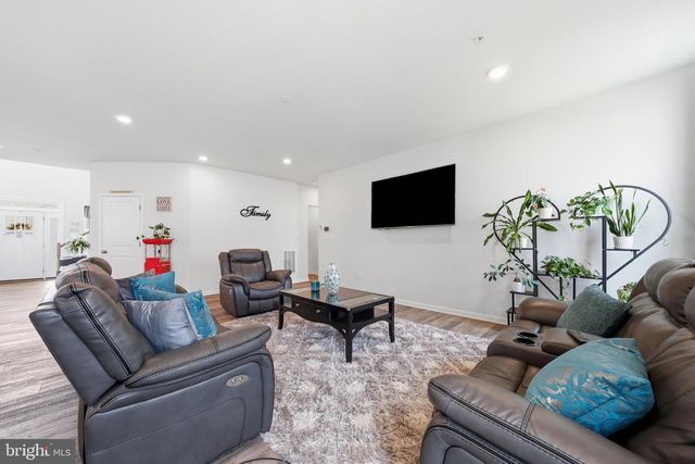 700 BLUE MOON LN, Westminster, MD 21157