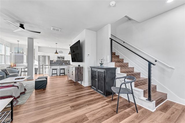 930 S Wichita Avenue, Fayetteville, AR 72704