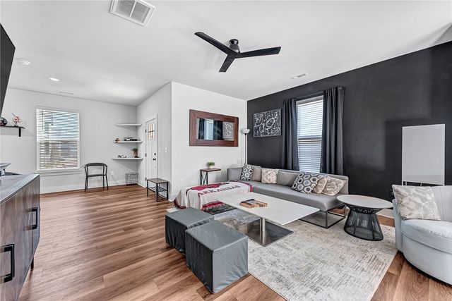 930 S Wichita Avenue, Fayetteville, AR 72704