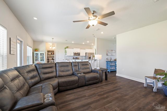 5571 Inspiration St, Milton, FL 32570