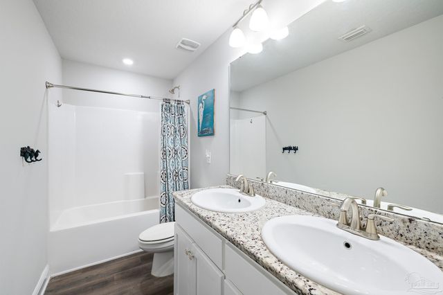 5571 Inspiration St, Milton, FL 32570