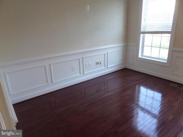 15998 GREYMILL MANOR DR, Haymarket, VA 20169