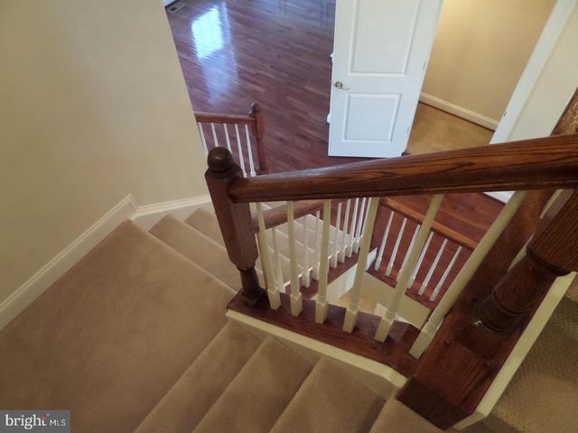 15998 GREYMILL MANOR DR, Haymarket, VA 20169