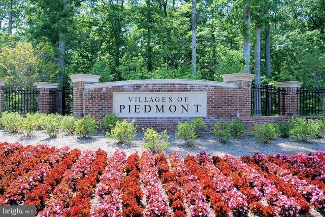 15998 GREYMILL MANOR DR, Haymarket, VA 20169